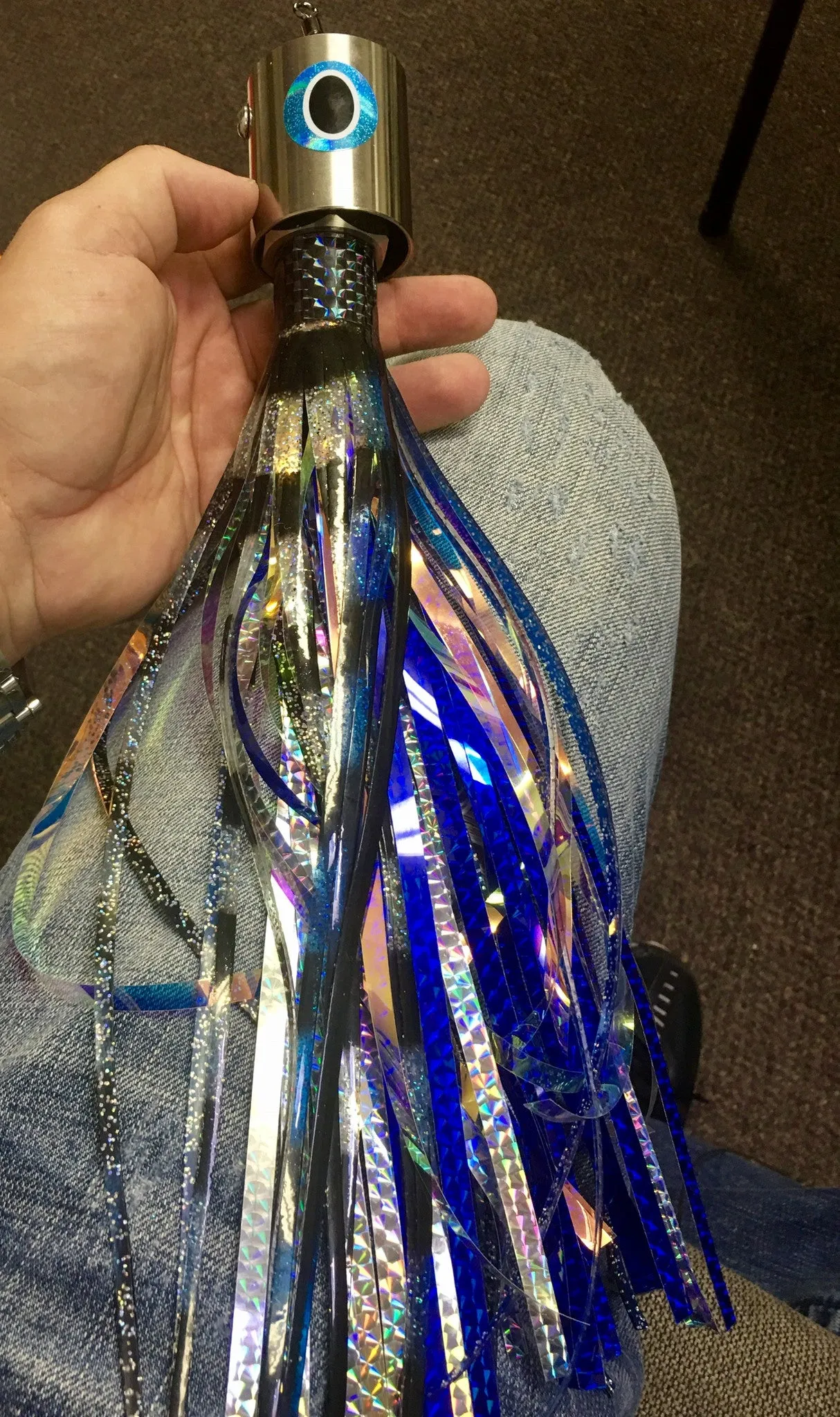 32oz Dinner Bell High Speed Trolling Lure single rigged 10/0