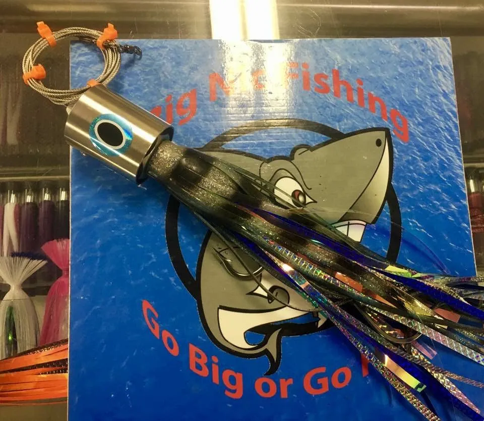 32oz Dinner Bell High Speed Trolling Lure single rigged 10/0
