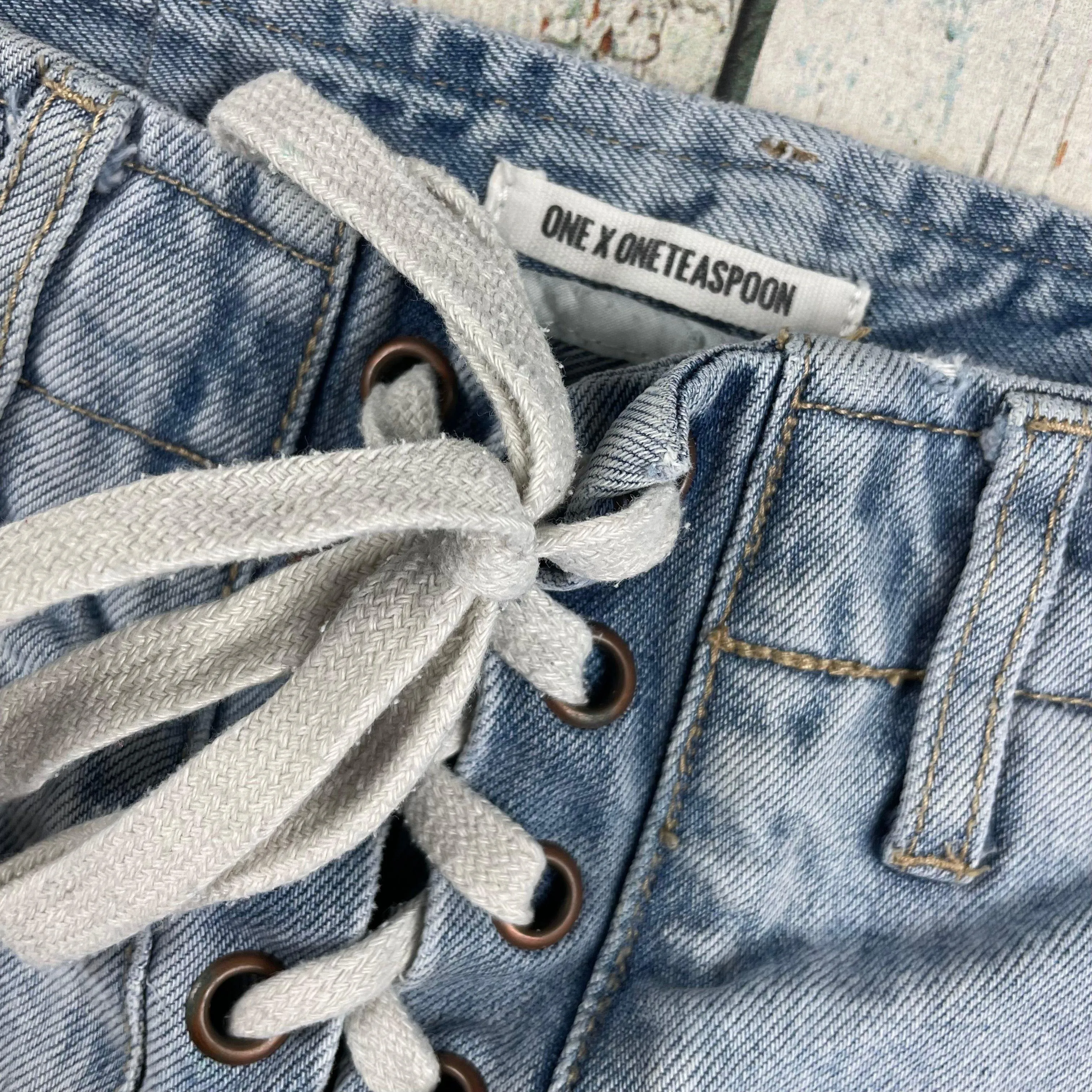 One Teaspoon 'Super Freaks' Lace Up Front Denim Shorts  - Size 27"