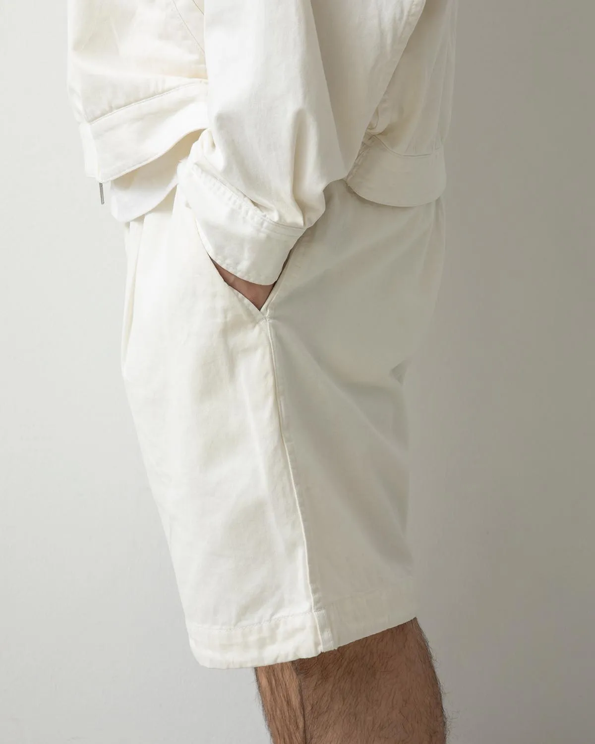 VINTAGE CHINO TUCK SHORTS OVERDYED